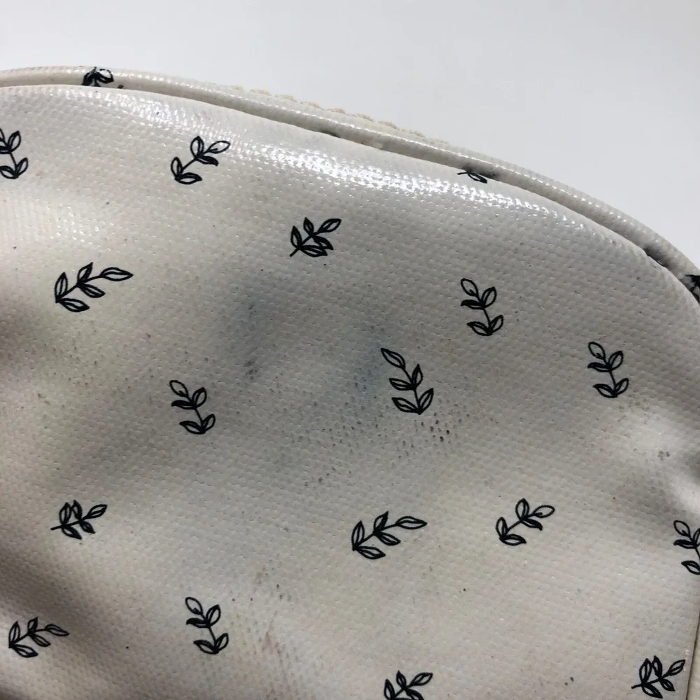 Marc Jacobs Cosmetic Bag Small Zip Around Travel Storage
